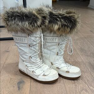 Moon Boot Women's White and Brown Fur Winter Boots